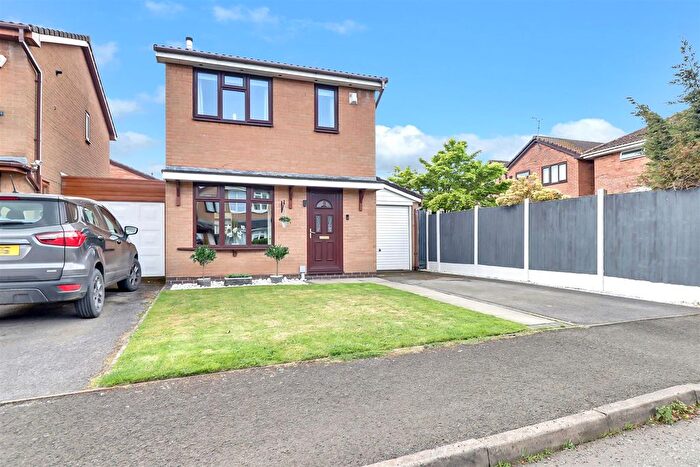 3 Bedroom Detached House For Sale In Becconsall Drive, Crewe, CW1