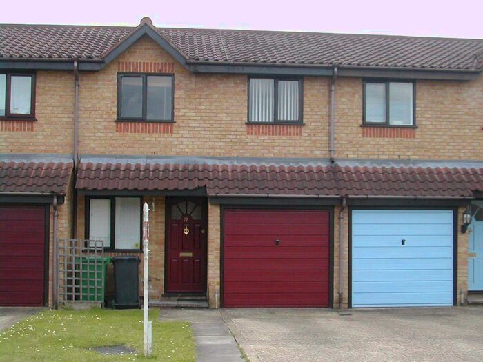 3 Bedroom House To Rent In Lowestoft Drive, SL1