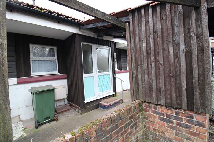 3 Bedroom Terraced House For Sale In Bartlow End, Basildon, SS13