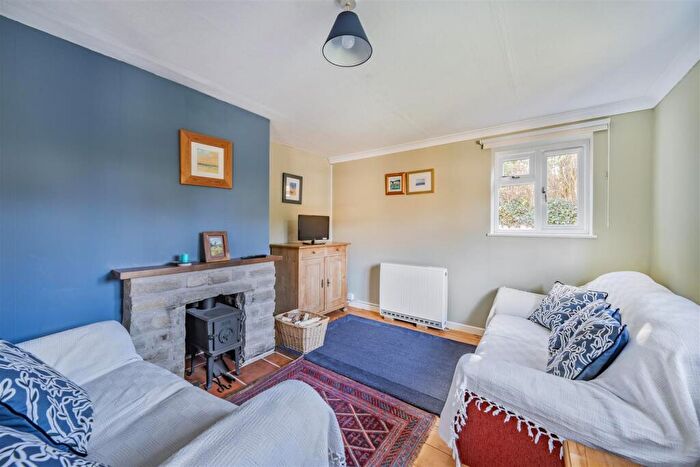 2 Bedroom Bungalow For Sale In Higher Street, Bridport, DT6