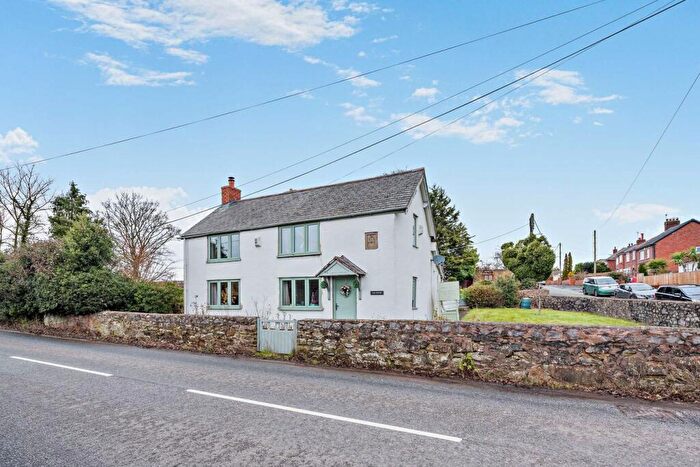 4 Bedroom Detached House For Sale In Village Road, Northop Hall, Mold, CH7