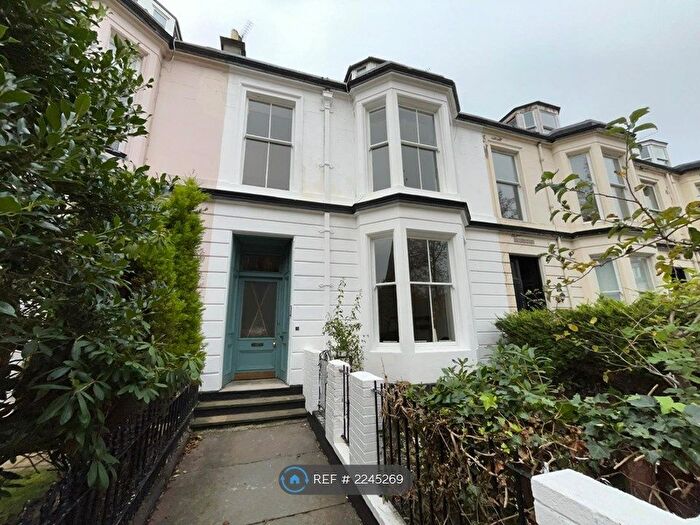 9 Bedroom Terraced House To Rent In Holyrood Crescent, Glasgow, G20