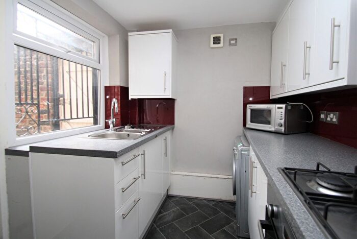 6 Bedroom Terraced House To Rent In Chester Street, Newcastle Upon Tyne, NE2