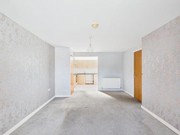 2 Bedroom Apartment To Rent In London Road, North End., PO2