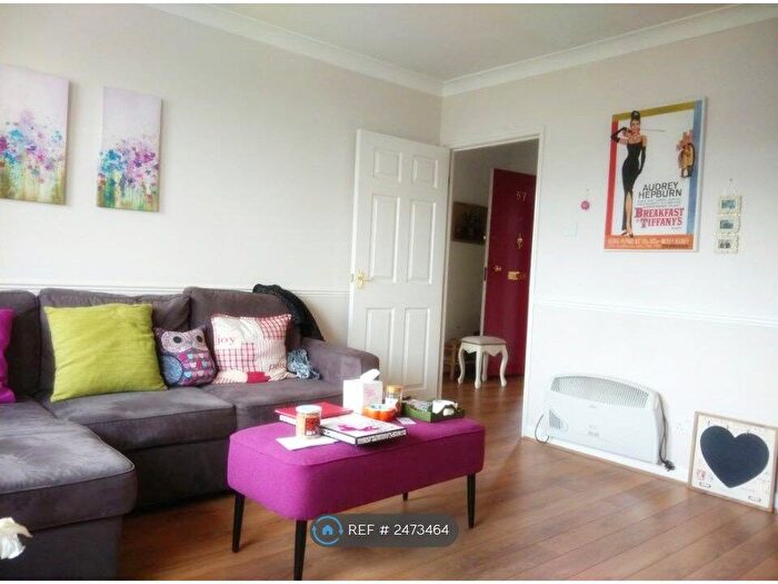 1 Bedroom Flat To Rent In Finland Street, London, SE16