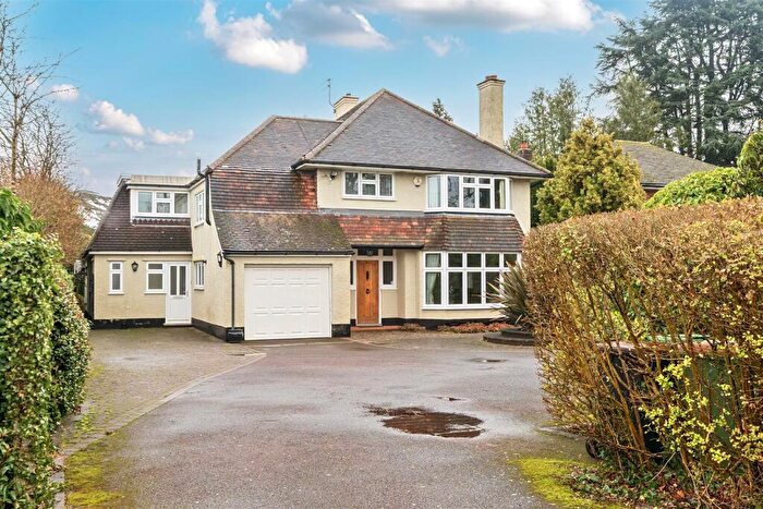 4 Bedroom Detached House For Sale In Greville Park Avenue, Ashtead, KT21