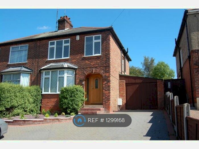 6 Bedroom Semi-Detached House To Rent In St. Andrews Avenue, Colchester CO4