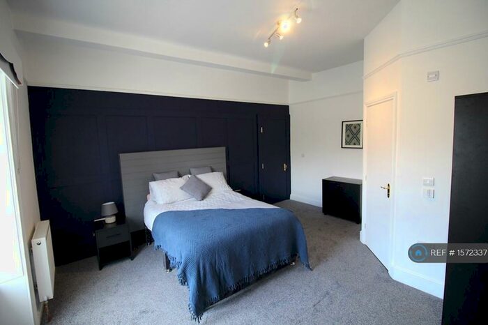 6 Bedroom End Of Terrace House To Rent In Trinity Street, Huddersfield, HD1