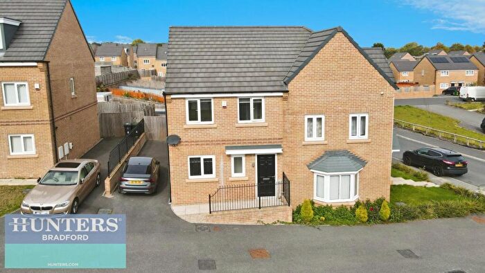 3 Bedroom Semi-Detached House For Sale In Fagley Bank Bradford, West Yorkshire, BD2