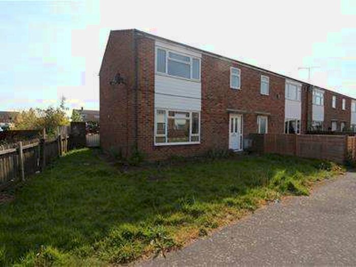 3 Bedroom End Of Terrace House To Rent In Halley Park, Hailsham, BN27