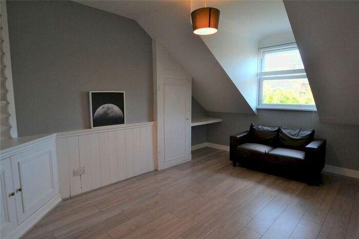 2 Bedroom Flat To Rent In Hornsey Rise Gardens, London, N19