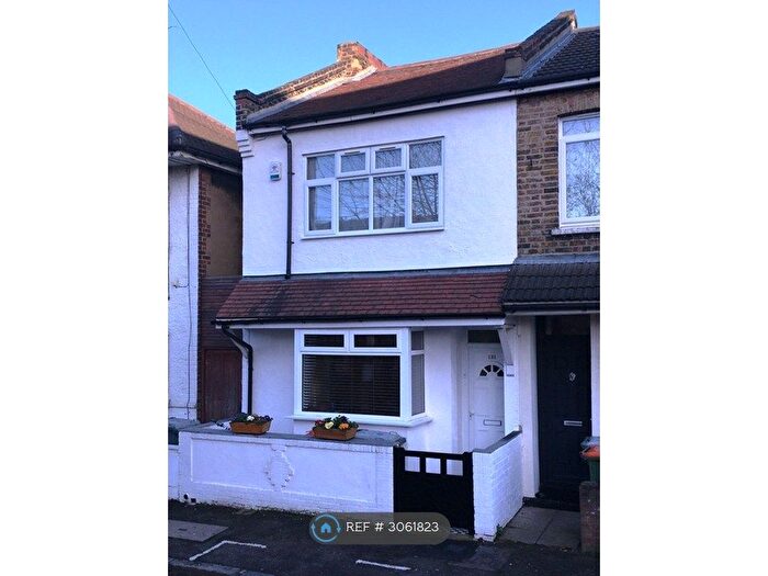 3 Bedroom Terraced House To Rent In Tower Hamlets Rd, London, E7