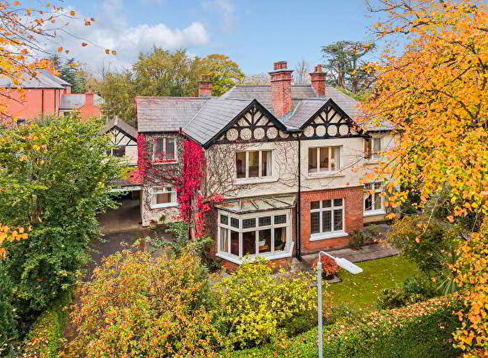 4 Bedroom Detached House For Sale In Myrtlefield Park, Belfast, BT9