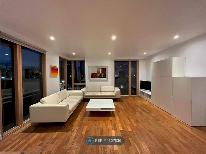 2 Bedroom Flat To Rent In Island House, London, E3