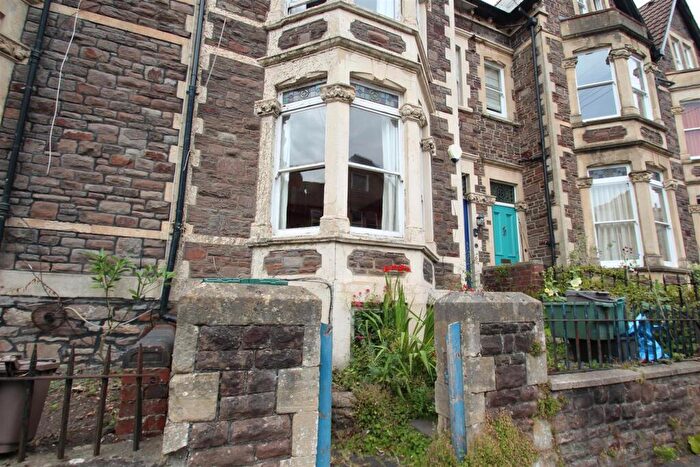 3 Bedroom Apartment To Rent In Manor Park, Bristol, BS6