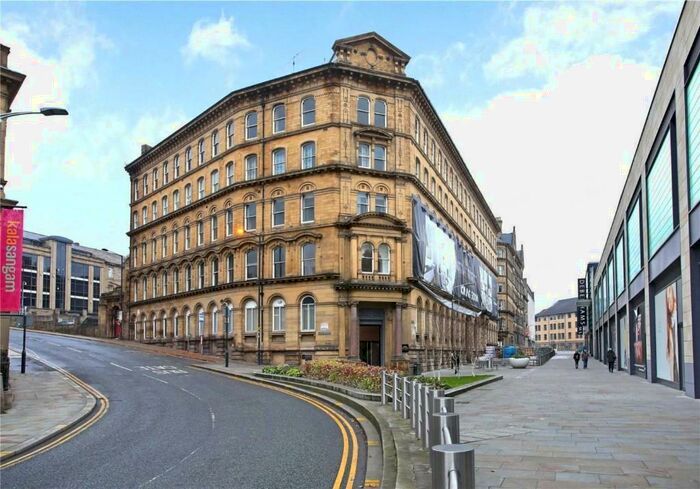 1 Bedroom Apartment To Rent In Well Street, Bradford, West Yorkshire, BD1