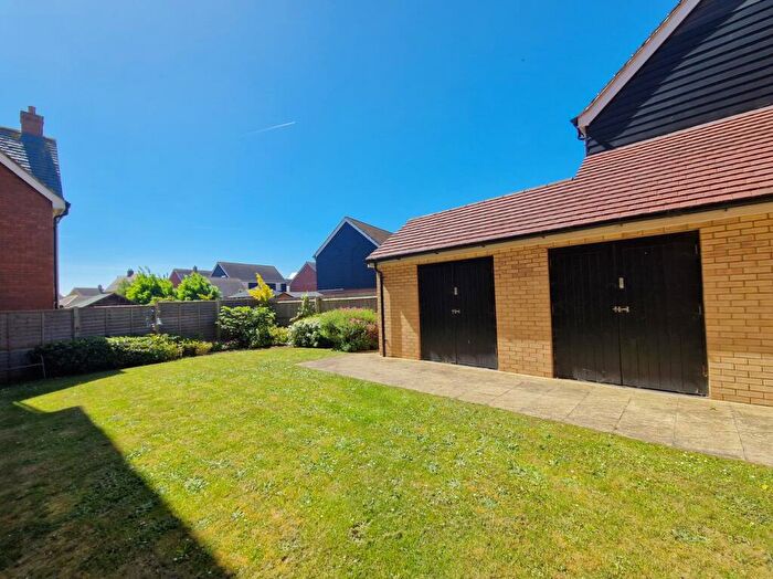 2 Bedroom Apartment For Sale In Venus Avenue, Biggleswade, SG18