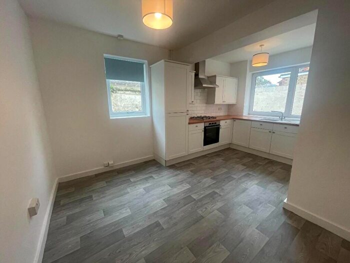 2 Bedroom Maisonette To Rent In Ripon Road, Bournemouth, Dorset, BH9