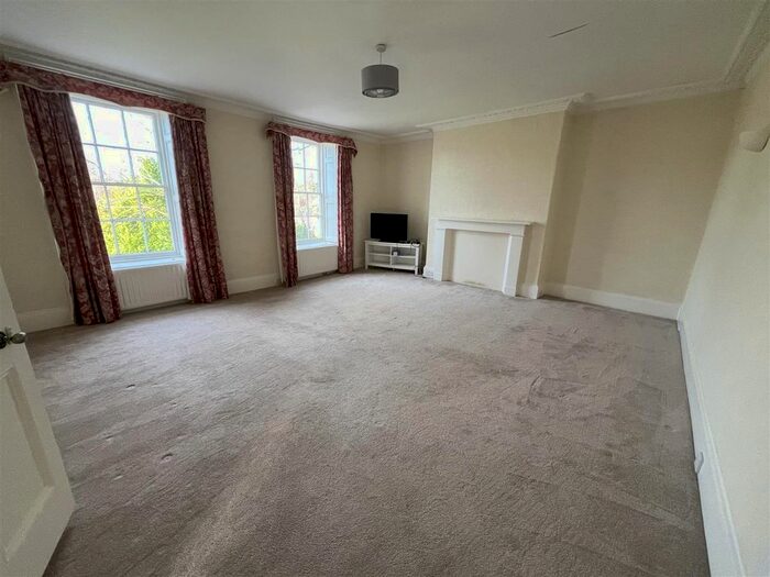 3 Bedroom Flat To Rent In Northumberland Street, Alnmouth, Alnwick, NE66