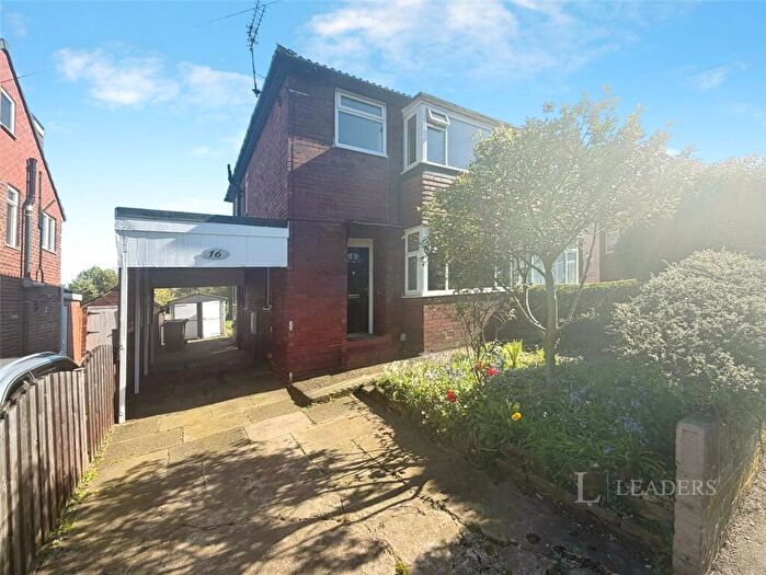 Semi Detached House To Rent In Rencliffe Avenue, Rotherham, South Yorkshire, S60