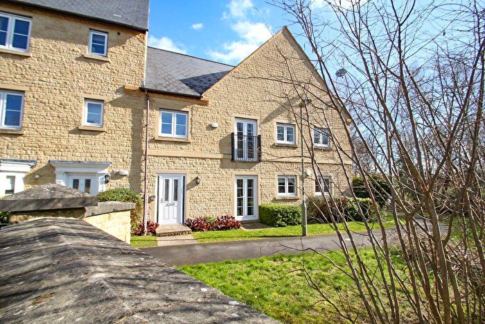 2 Bedroom Apartment To Rent In Marsh Walk, Witney, Oxfordshire, OX28