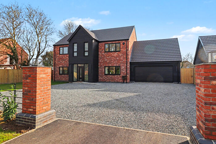 4 Bedroom Detached House For Sale In Kirkgate, Tydd St. Giles, Wisbech, Cambridgeshire, PE13