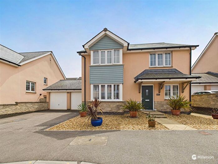 4 Bedroom Detached House For Sale In Baileys Meadow, Hayle, TR27