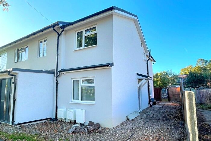 2 Bedroom Maisonette To Rent In New Haw, Surrey, KT15