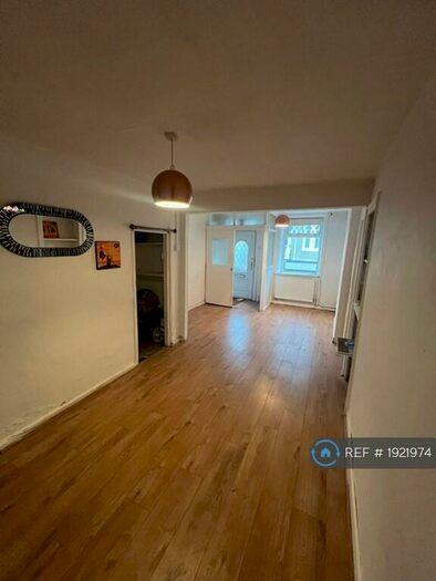 2 Bedroom Terraced House To Rent In Van Road, Caerphilly, CF83