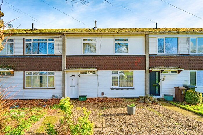 3 Bedroom Terraced House For Sale In Cotlandswick, London Colney, St. Albans, AL2