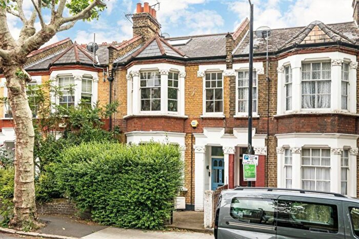 3 Bedroom Flat For Sale In John Ruskin Street, Camberwell, SE5