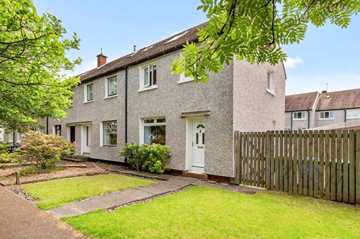 3 Bedroom End Of Terrace House For Sale In Sinclair Court, Bannockburn, FK7
