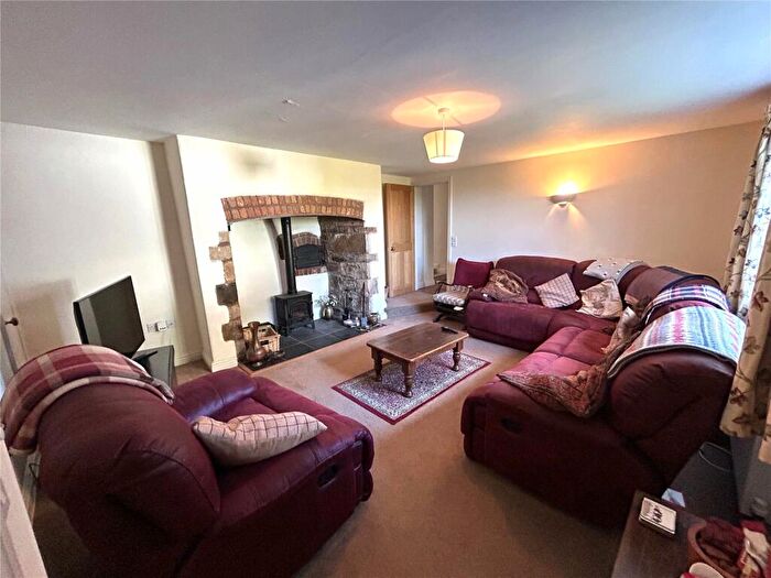 5 Bedroom Detached House To Rent In Spreyton, Crediton, Devon, EX17