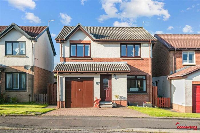 4 Bedroom Detached House For Sale In Cheviot Crescent, Lindsayfield, East Kilbride, G75