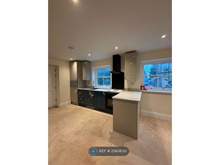 2 Bedroom Detached House To Rent In Broomhall Road, Sheffield, S10