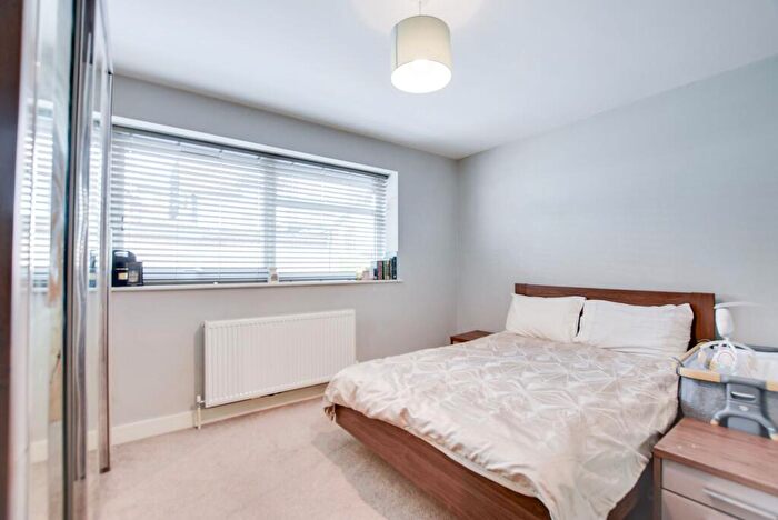 2 Bedroom Apartment For Sale In The Albany, London Road, Stoneygate, Leicester, LE2