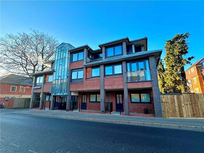 2 Bedroom Apartment For Sale In Branksomewood Road, Fleet, Hampshire, GU51