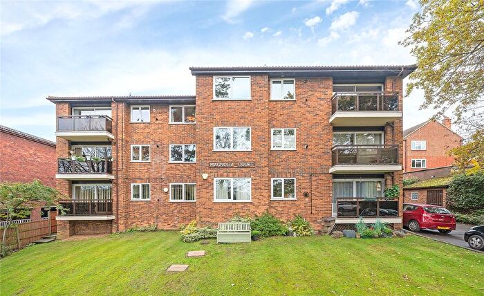 2 Bedroom Flat For Sale In The Avenue, Beckenham, BR3