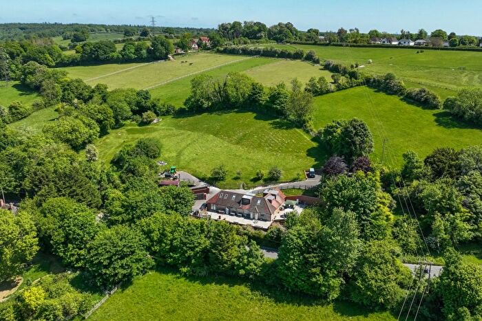 4 Bedroom Detached House For Sale In Woodway, Princes Risborough, HP27