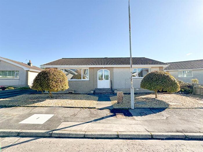 2 Bedroom Detached Bungalow For Sale In Foreknowe, Biggar, ML12