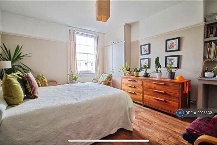 2 Bedroom Flat To Rent In Cambray Place, Cheltenham, GL50