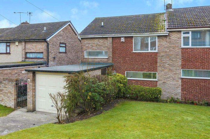 3 Bedroom Property To Rent In Bradlea Rise, Rawmarsh, Rotherham, S62