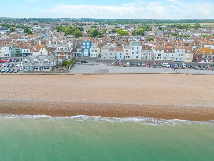 4 Bedroom House For Sale In Beach Street, Deal, Kent, CT14