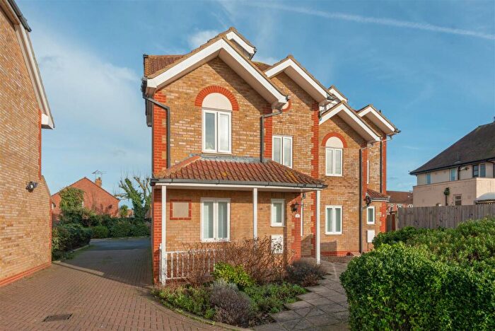 2 Bedroom Apartment To Rent In Herne Bay Road, Swalecliffe, Whitstable, CT5