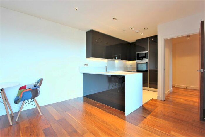 1 Bedroom Flat To Rent In Skyline House, Dickens Yard, Longfield Avenue, London, W5