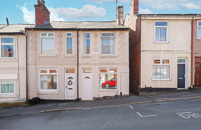 3 Bedroom Terraced House For Sale In Holme Road, Whittington Moor, Chesterfield, S41