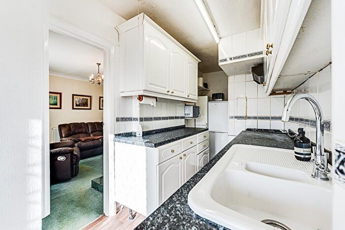 3 Bedroom Semi-Detached House For Sale In West Glebe Road, Corby, NN17
