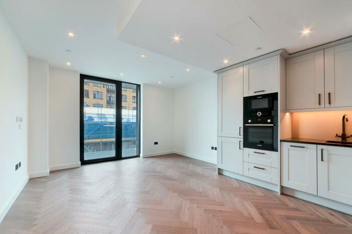 1 Bedroom Apartment To Rent In Merino Wharf, London Dock, London, E1W