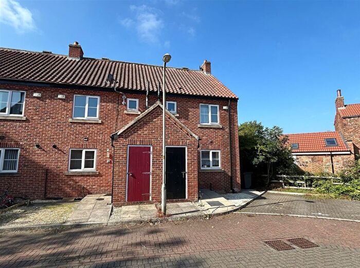 2 Bedroom Terraced House To Rent In Millgate Mews, Millgate, Selby, YO8