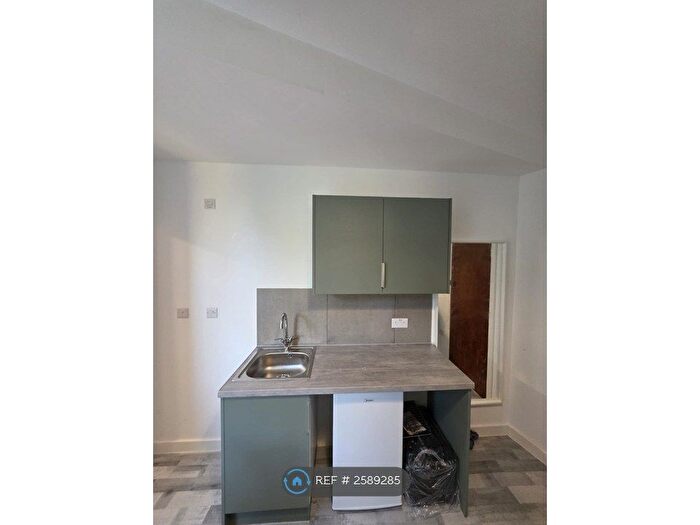 Studio To Rent In Tottenham Lane, London, N8